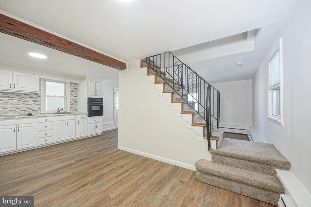 136 READ AVENUE #B Runnemede, NJ 08078