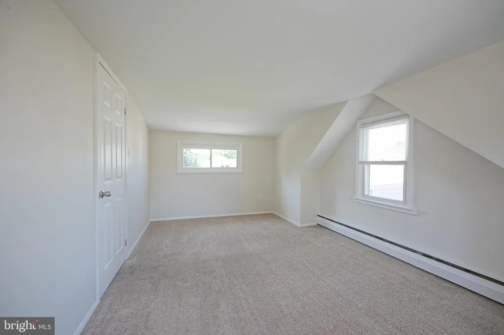 136 READ AVENUE #B Runnemede, NJ 08078