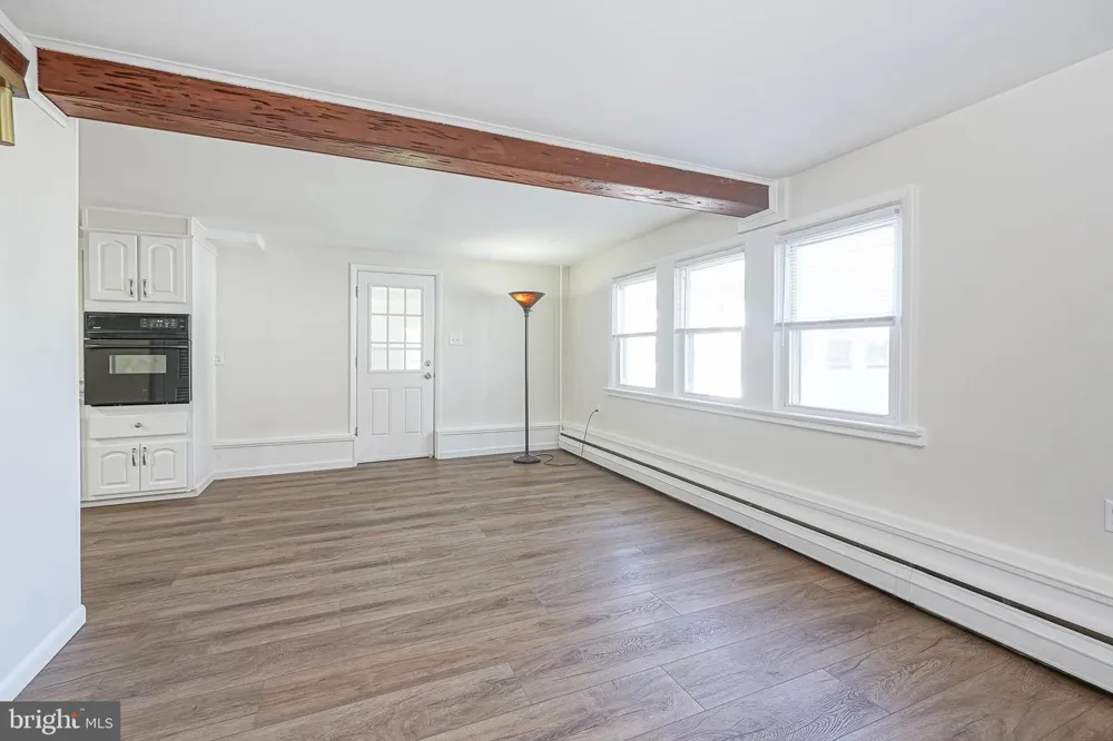 136 READ AVENUE #B Runnemede, NJ 08078