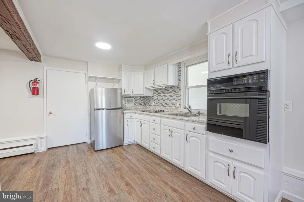 136 READ AVENUE #B Runnemede, NJ 08078