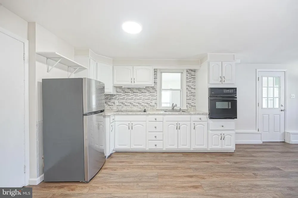 136 READ AVENUE #B Runnemede, NJ 08078