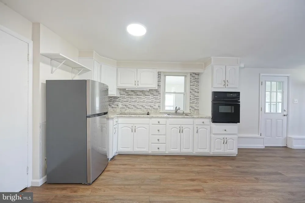 136 READ AVENUE #B Runnemede, NJ 08078