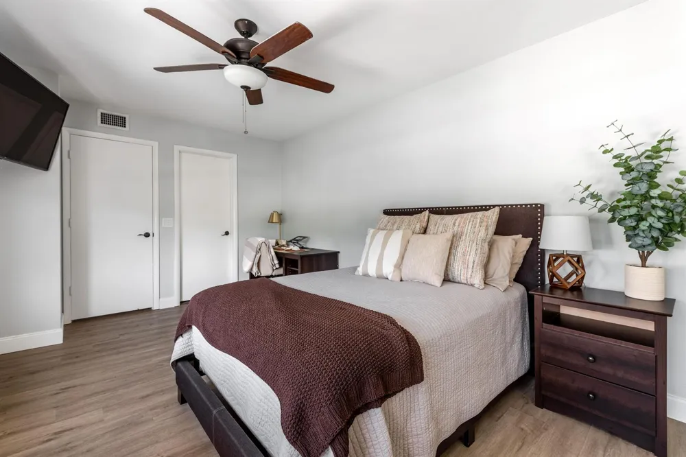 8135 Bridgewater Court #35C Lake Clarke Shores, FL 33406