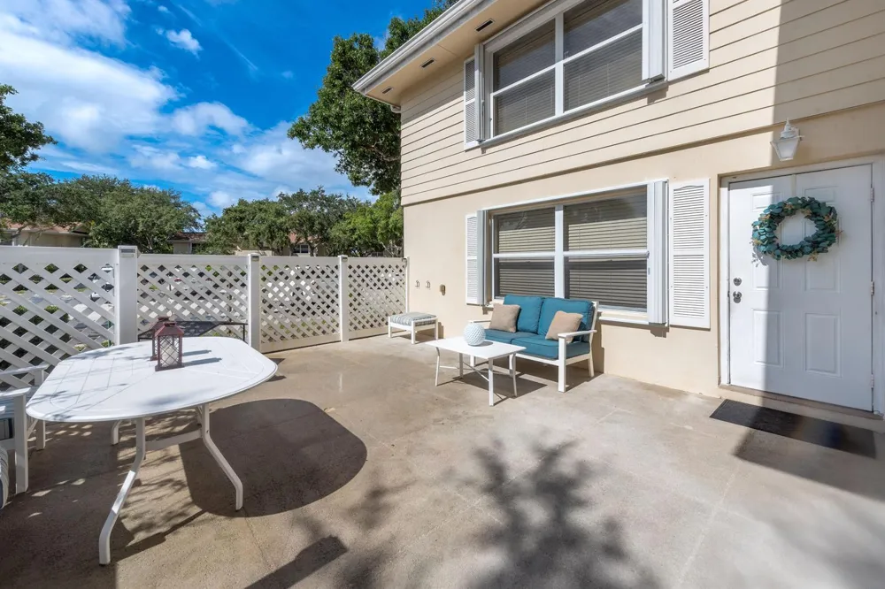 8135 Bridgewater Court #35C Lake Clarke Shores, FL 33406