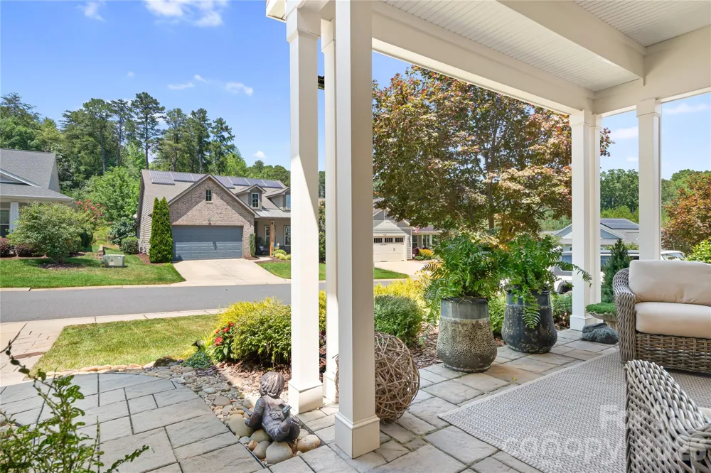 7142 Hanging Rock Court Denver, NC 28037
