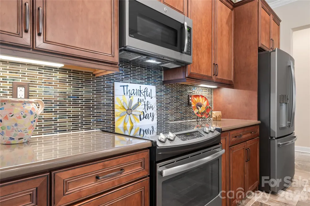 7142 Hanging Rock Court Denver, NC 28037