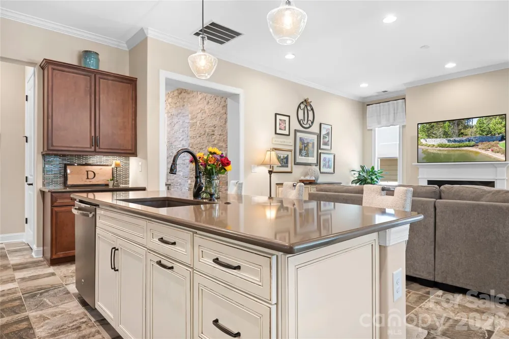 7142 Hanging Rock Court Denver, NC 28037