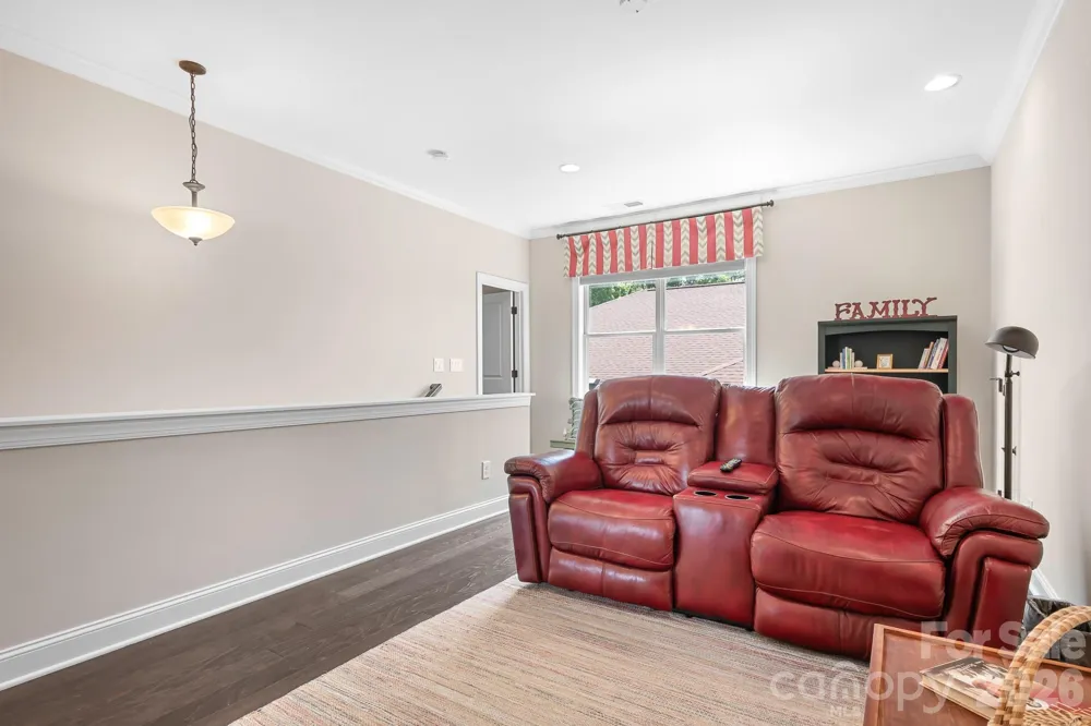 7142 Hanging Rock Court Denver, NC 28037