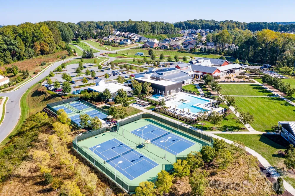 7142 Hanging Rock Court Denver, NC 28037