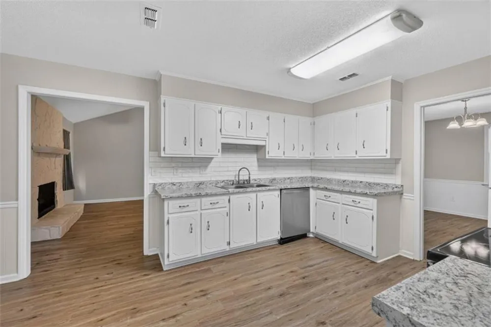 1437 Brown Road Hephzibah, GA 30815