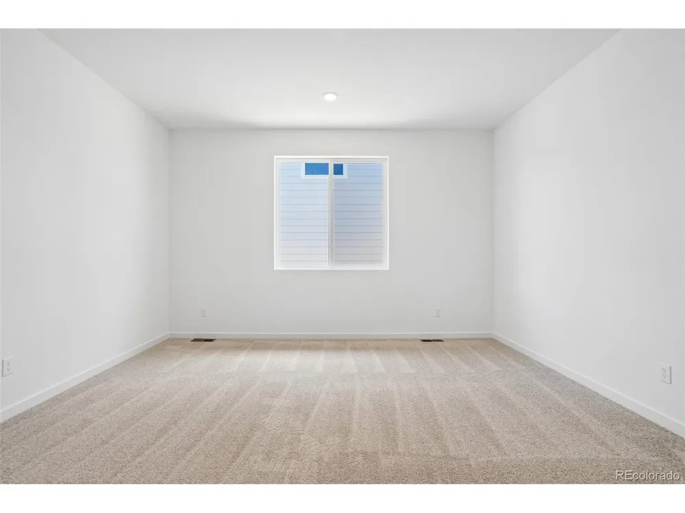 54973 E 28th Place Strasburg, CO 80136