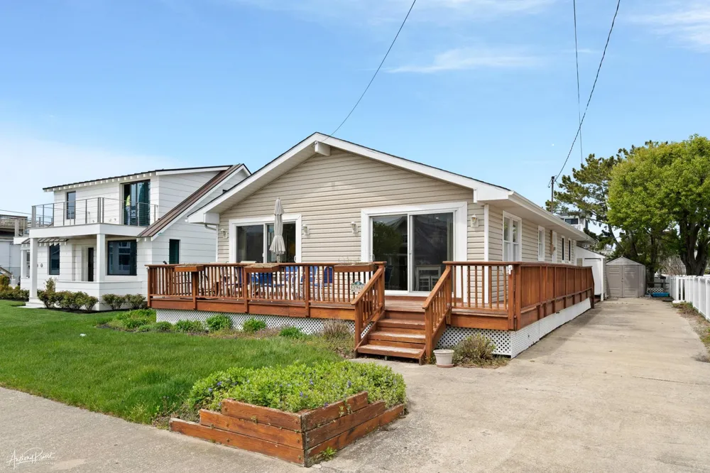 2968 First Avenue Avalon, NJ 08202