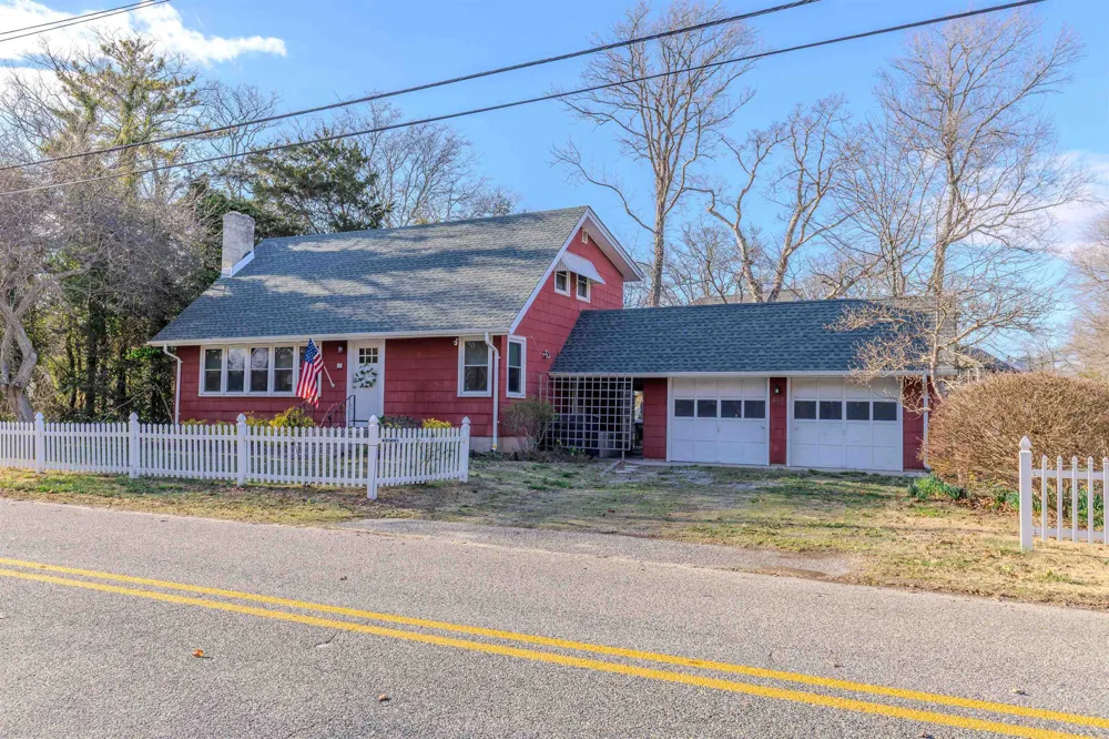 601 Seagrove Avenue Cape May Point, NJ 08212