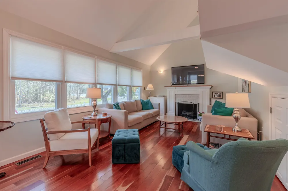 601 Seagrove Avenue Cape May Point, NJ 08212