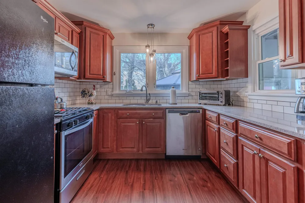 601 Seagrove Avenue Cape May Point, NJ 08212