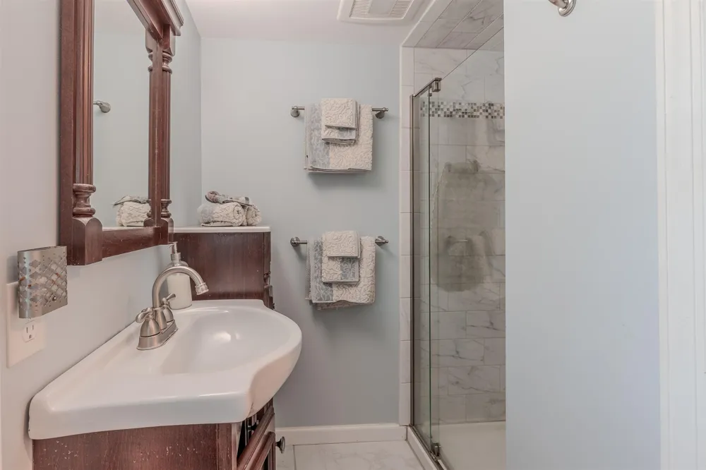 601 Seagrove Avenue Cape May Point, NJ 08212