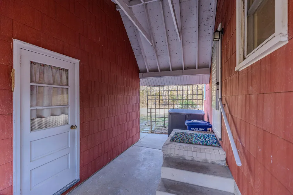 601 Seagrove Avenue Cape May Point, NJ 08212