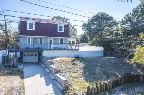 18 Pinewood Road