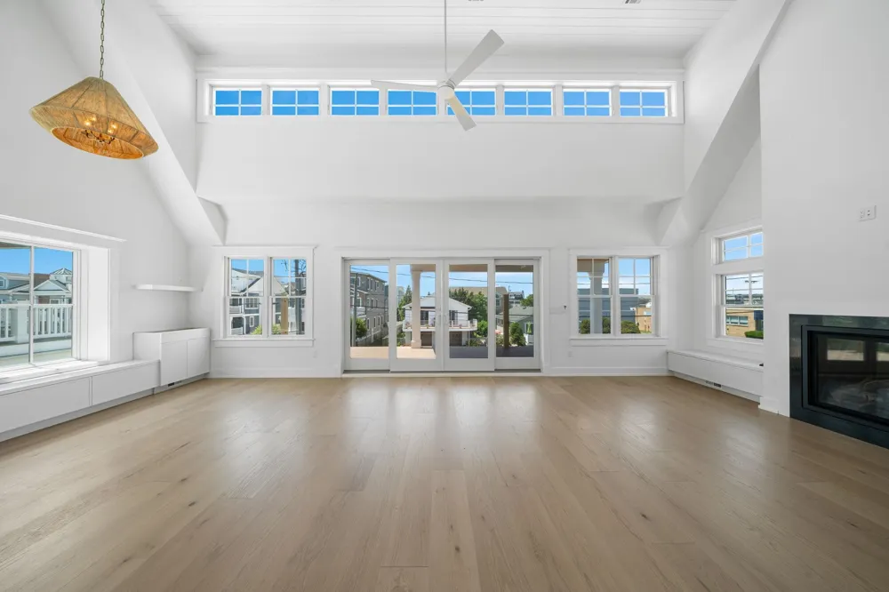 179 32nd Street Avalon, NJ 08202