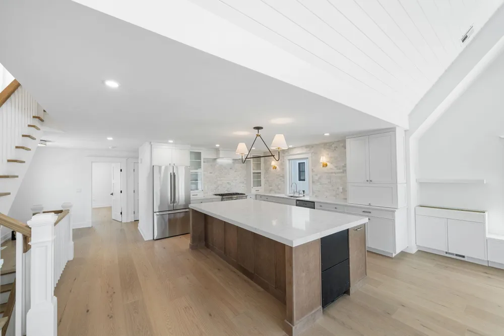 179 32nd Street Avalon, NJ 08202