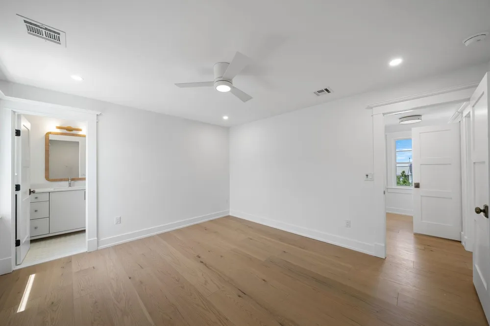 179 32nd Street Avalon, NJ 08202