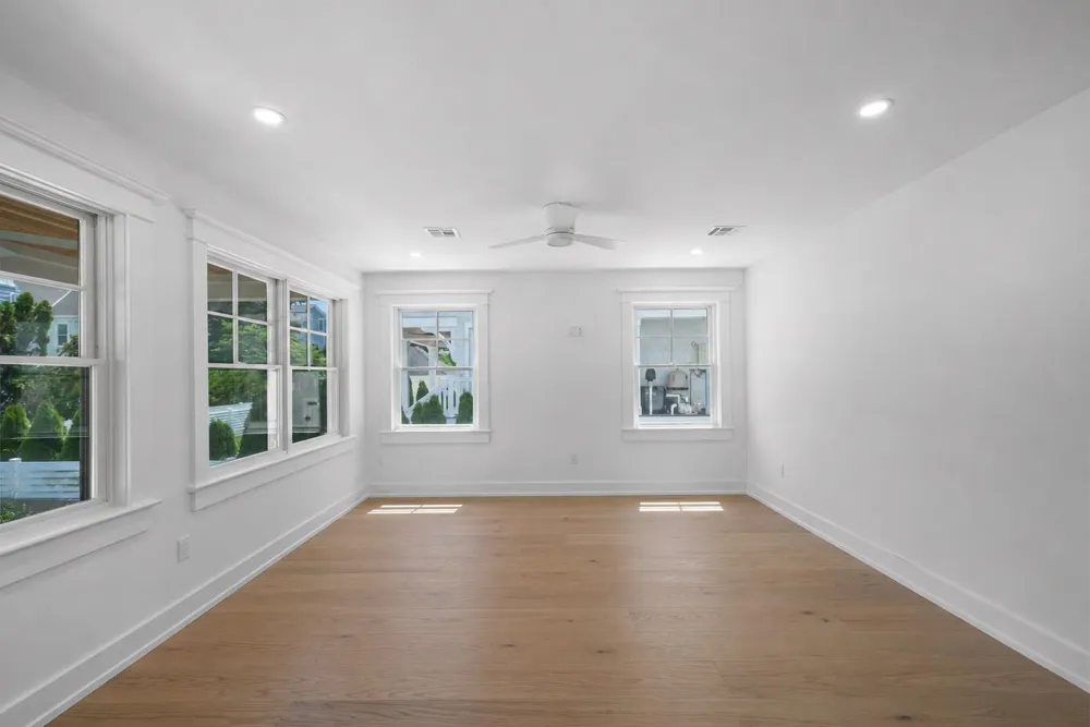 179 32nd Street Avalon, NJ 08202