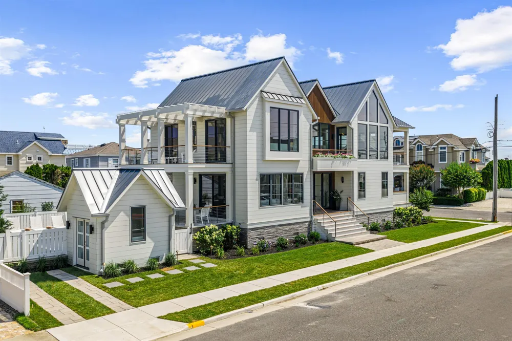 144 89th Street Stone Harbor, NJ 08247