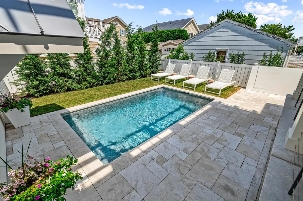 144 89th Street Stone Harbor, NJ 08247