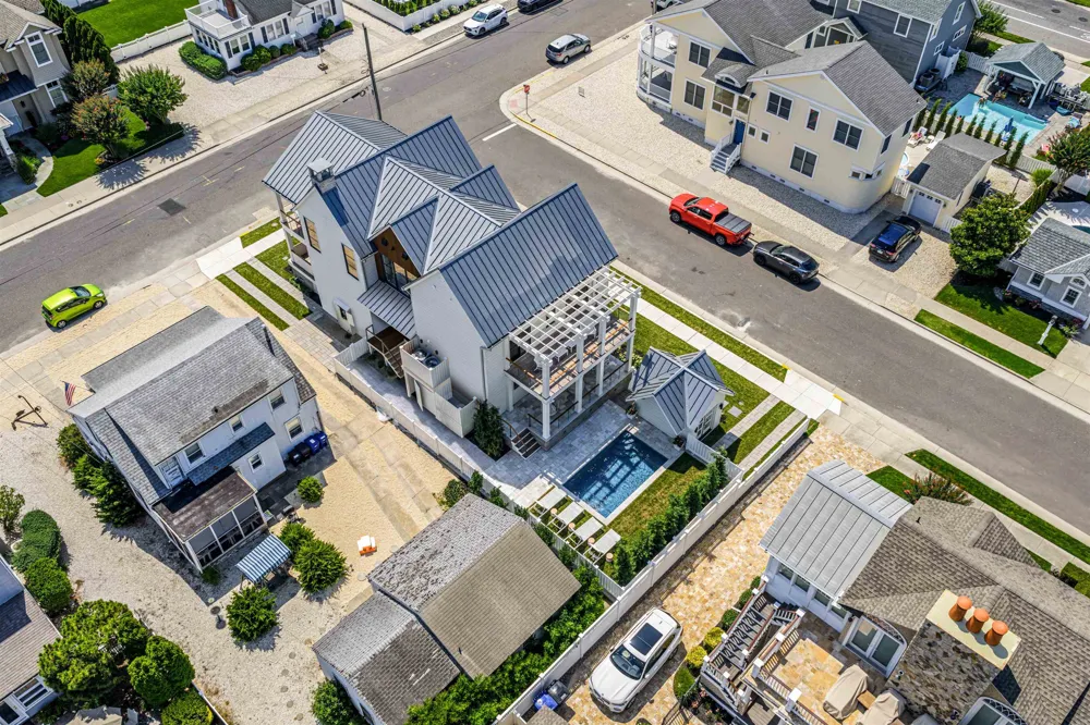 144 89th Street Stone Harbor, NJ 08247