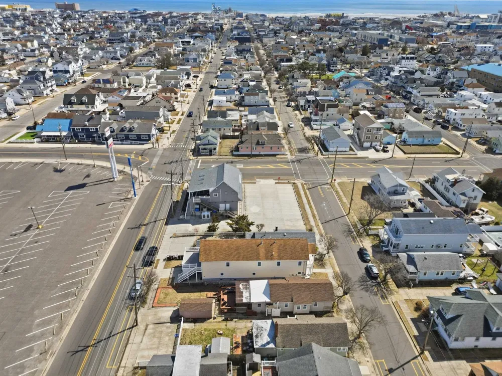 313 W Juniper Avenue Wildwood, NJ 08260
