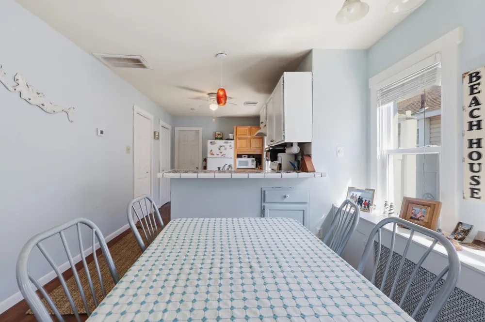 313 W Juniper Avenue Wildwood, NJ 08260