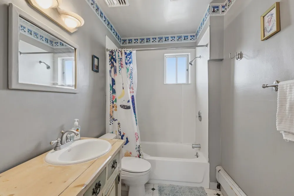 313 W Juniper Avenue Wildwood, NJ 08260
