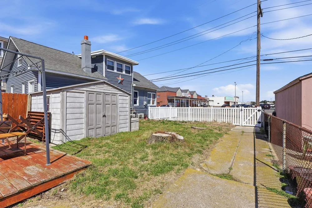 313 W Juniper Avenue Wildwood, NJ 08260