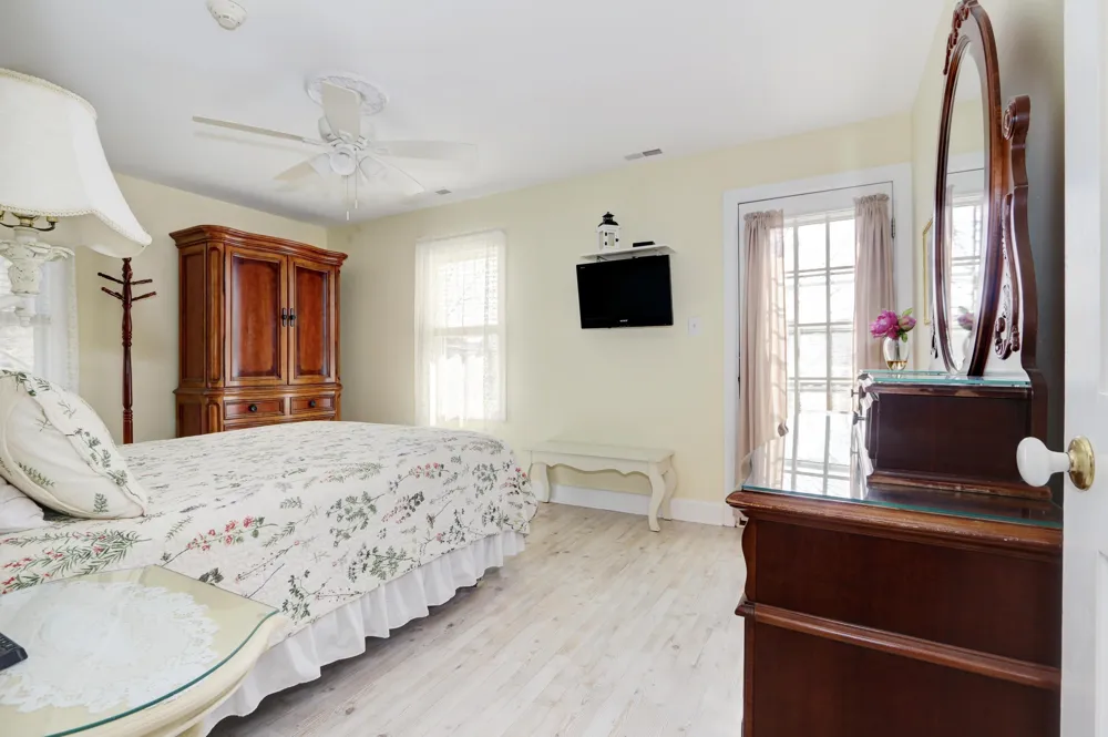 225-227 Windsor Avenue Cape May, NJ 08204