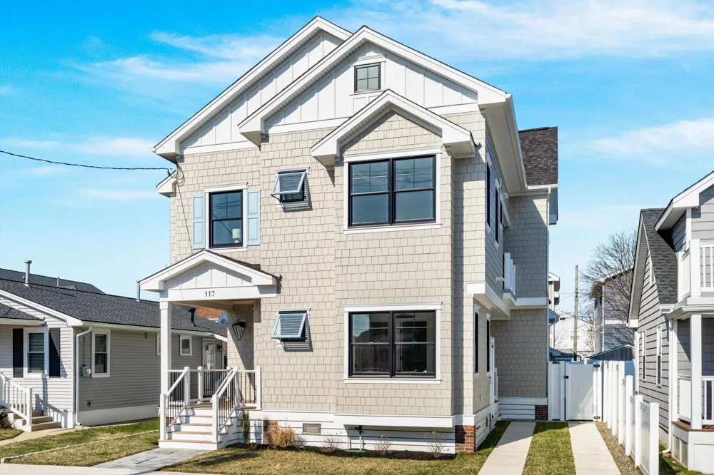 117 E Syracuse Avenue Wildwood Crest, NJ 08260