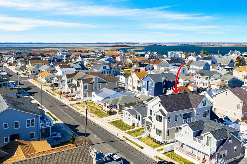 117 E Syracuse Avenue Wildwood Crest, NJ 08260