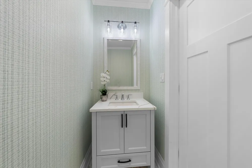 117 E Syracuse Avenue Wildwood Crest, NJ 08260