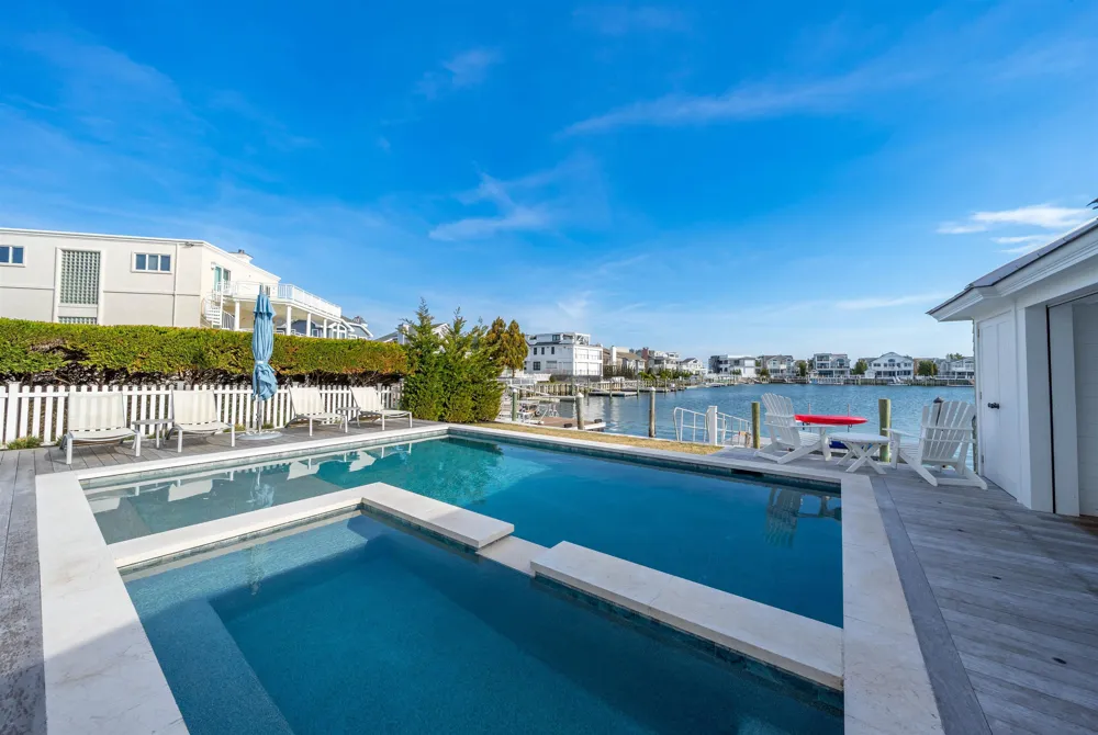 19 Sea Gull Drive Avalon, NJ 08202