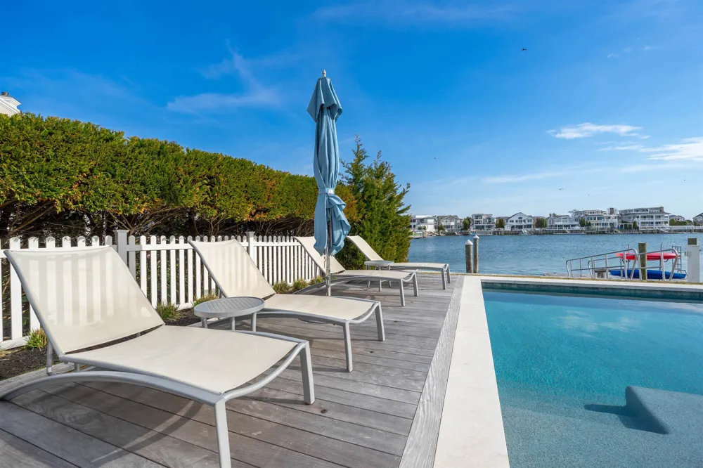 19 Sea Gull Drive Avalon, NJ 08202