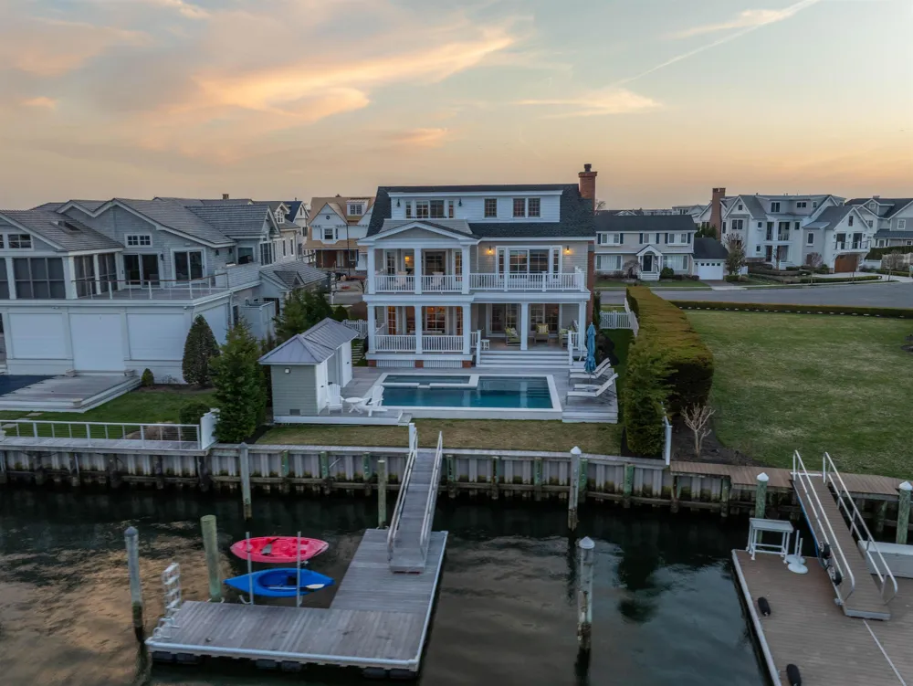 19 Sea Gull Drive Avalon, NJ 08202