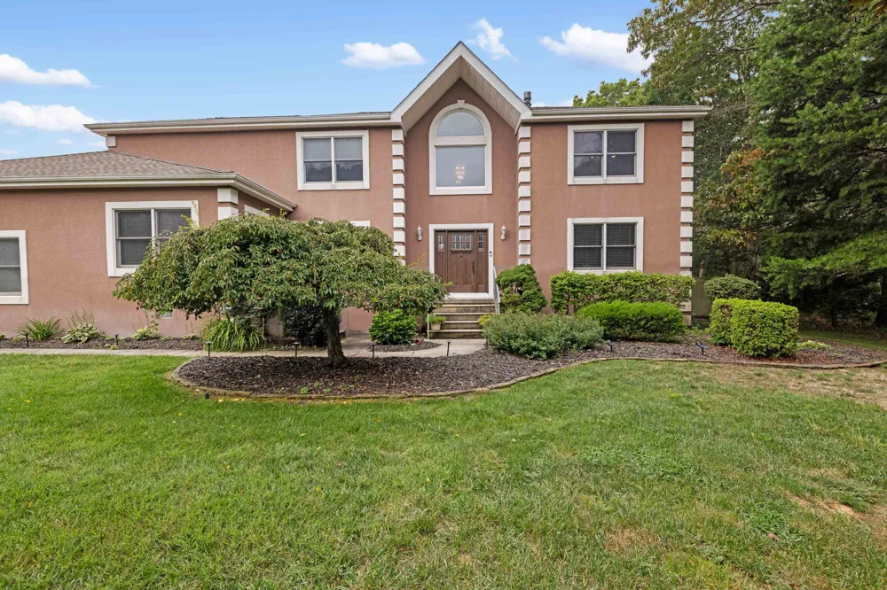 8 Clayton Drive Seaville, NJ 08230