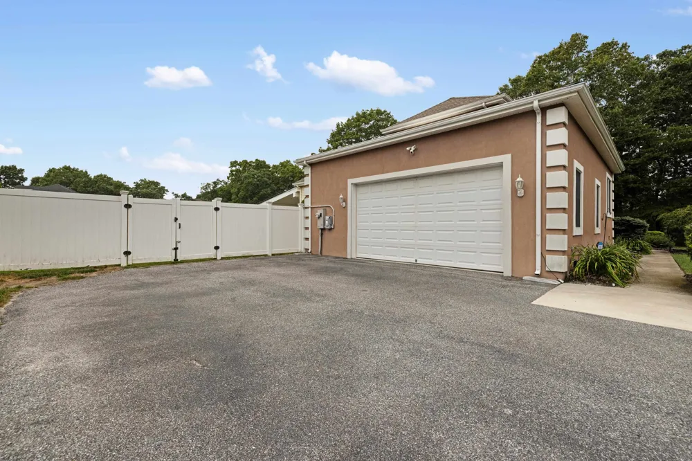8 Clayton Drive Seaville, NJ 08230