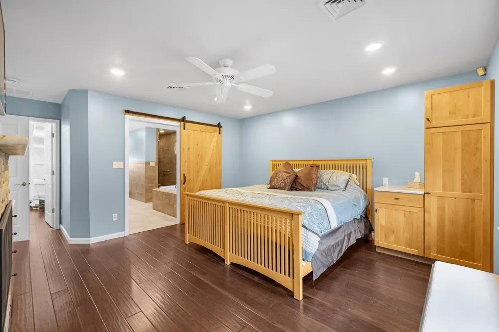 8 Clayton Drive Seaville, NJ 08230