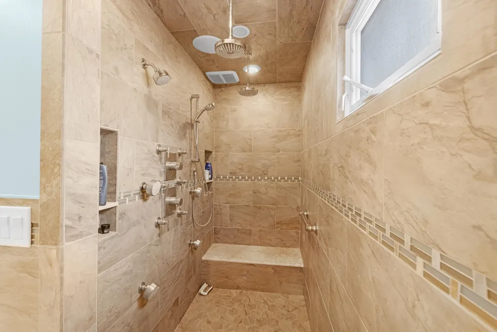 8 Clayton Drive Seaville, NJ 08230