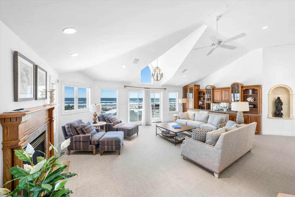 1 106th Street Stone Harbor, NJ 08247