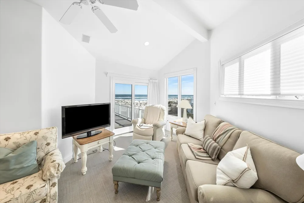 1 106th Street Stone Harbor, NJ 08247