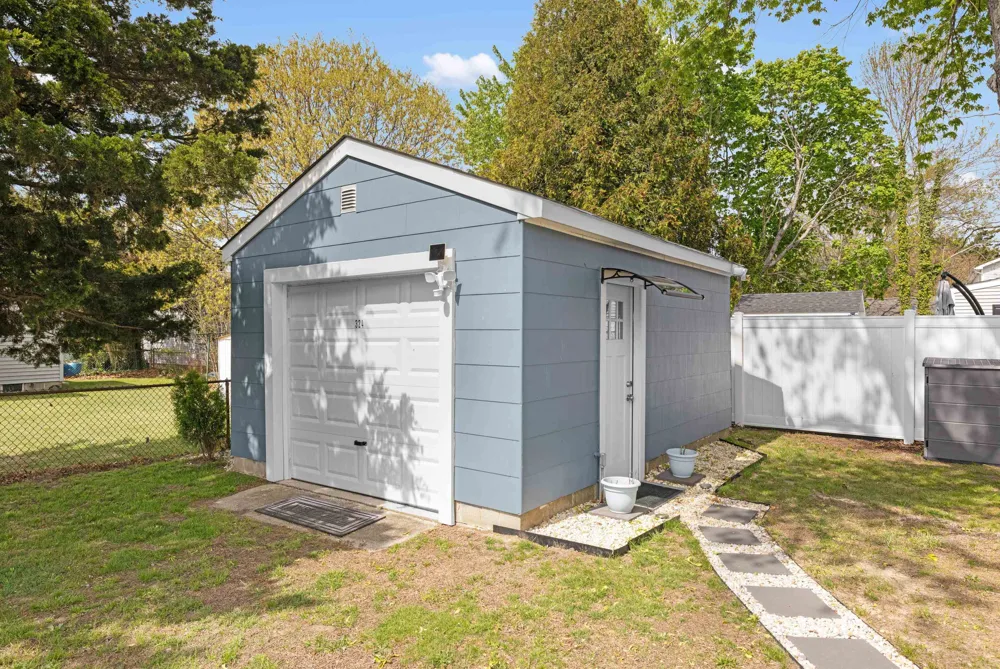 324 E Tampa Avenue Villas, NJ 08251