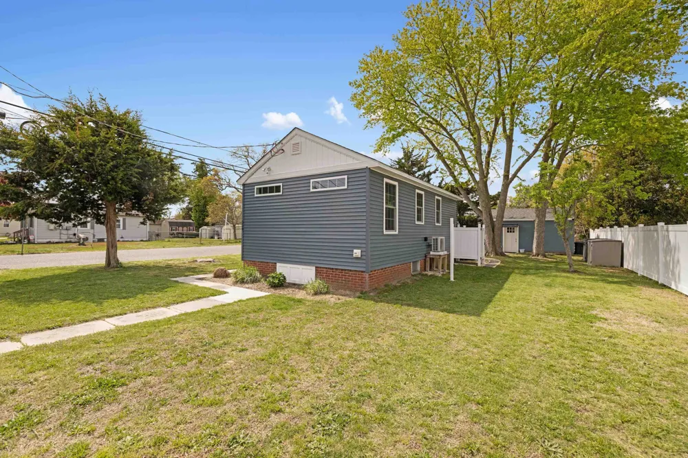 324 E Tampa Avenue Villas, NJ 08251