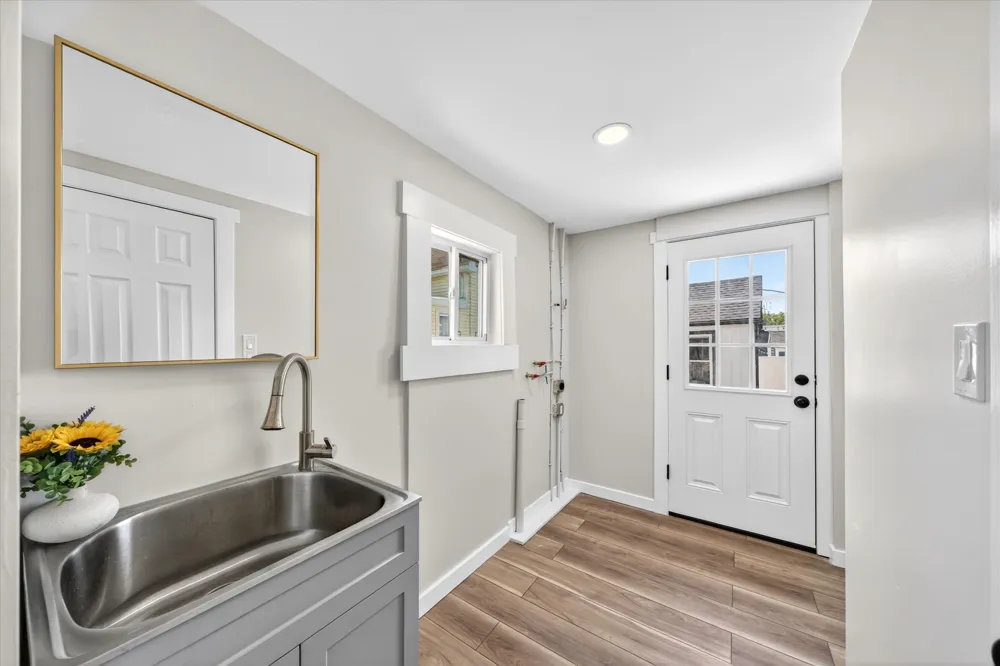 112 E Montgomery Avenue Wildwood, NJ 08260