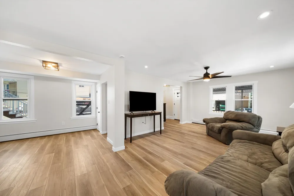 112 E Montgomery Avenue Wildwood, NJ 08260